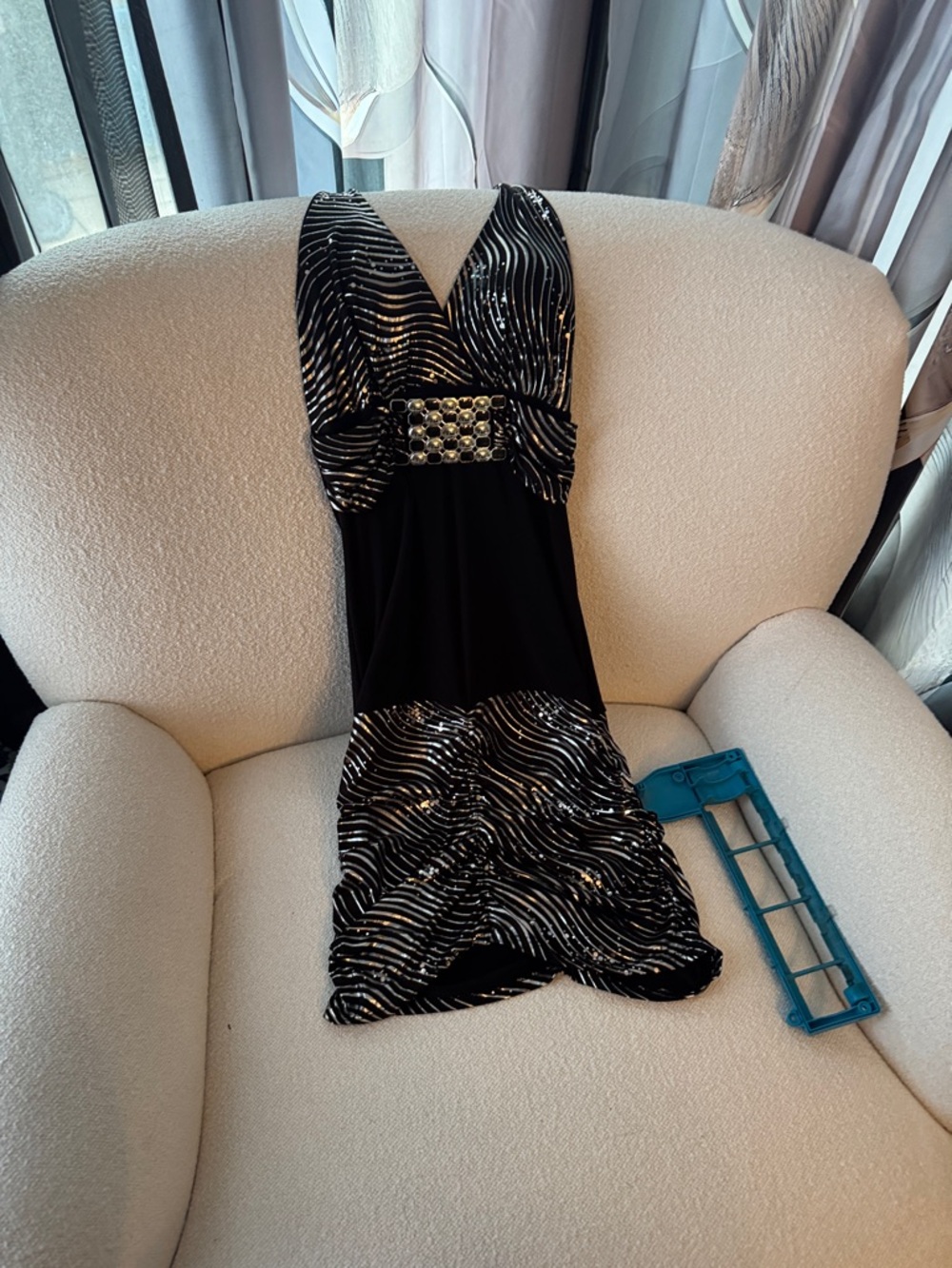Black and Silver Sequin Mini Dress with V-Neck and Embellished Waist